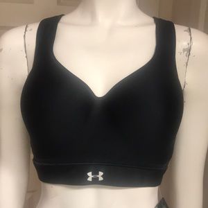 Under Armour Athletic/Athleisure Sports Bra, NWT!